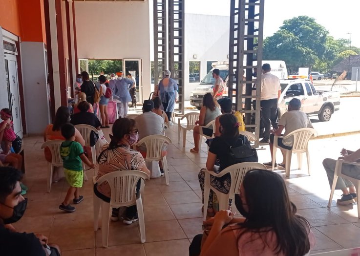 Morteros: Hisopan a pasajeros de colectivos