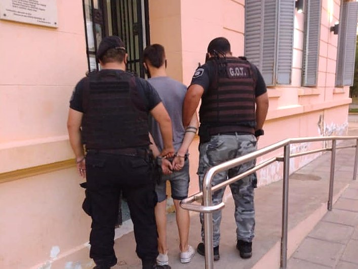 Dos detenidos en San Cristóbal cuando intentaban robar