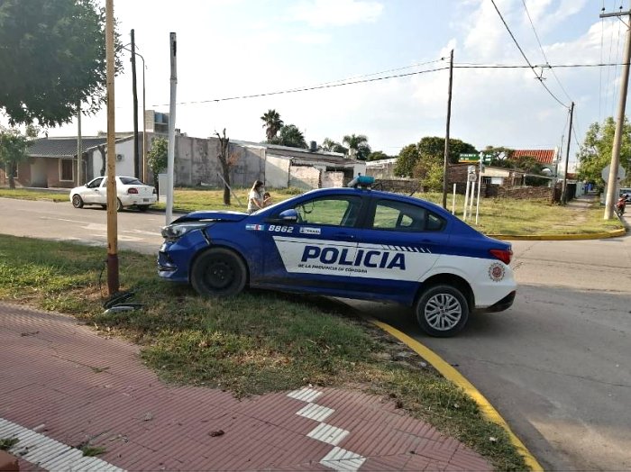 Móvil policial protagonizó un accidente en Balnearia