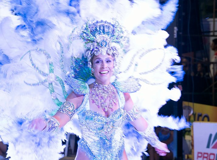 Los carnavales de Suardi abrieron con todo
