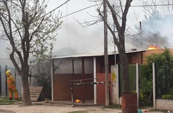 Sunchales: Incendiaron la vivienda de uno de los atacantes de Matías Planiscig