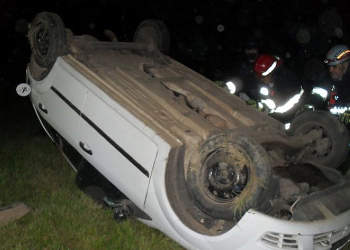 Volcó un auto en el acceso norte de Morteros