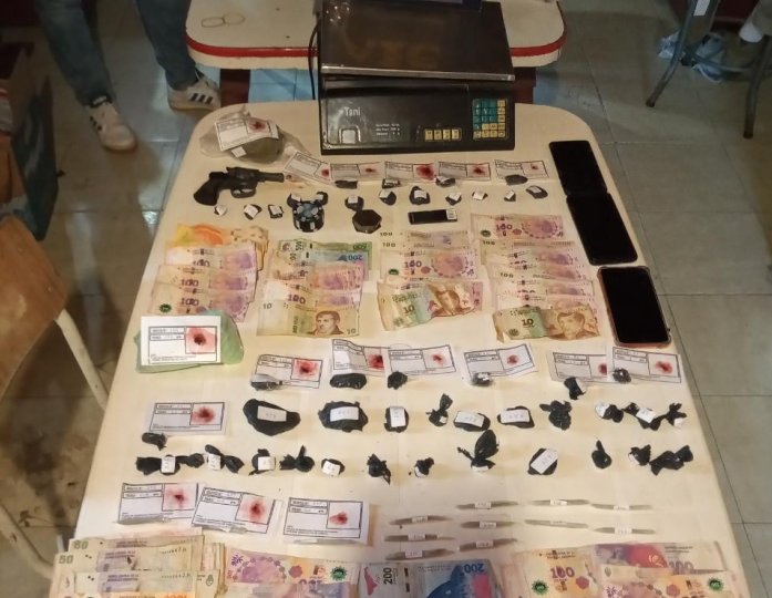 Procedimiento antidrogas en un domicilio de San Cristóbal
