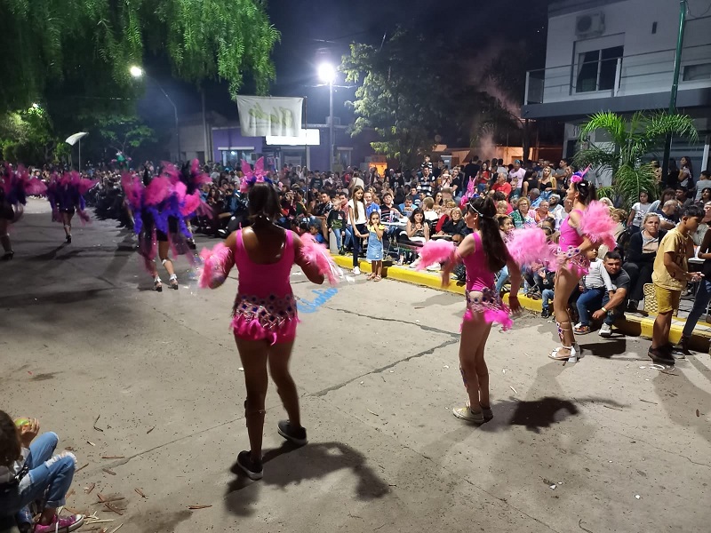 Exitosos carnavales de Barrio Urquiza de Morteros 