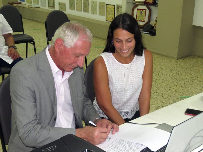 Suardi: Firmaron convenio para el cursado de hasta 25 idiomas