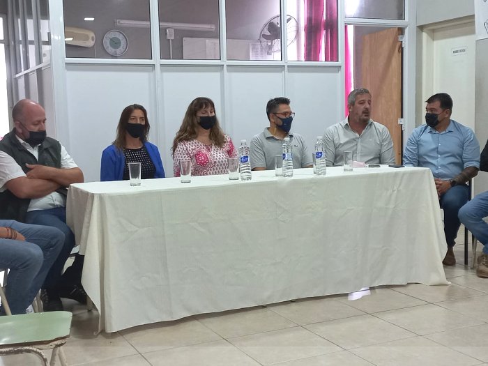 Giovanini y Contreras confirmaron el edificio para la Escuela Técnica 500 de Suardi