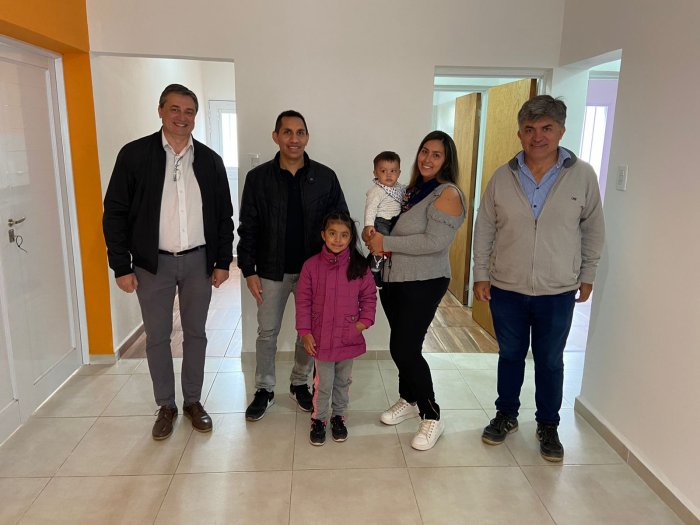 Inauguraron en Brinkmann una nueva vivienda del plan 