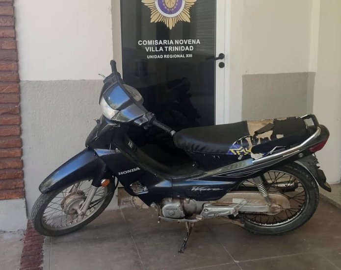 Recuperaron una moto robada en Villa Trinidad