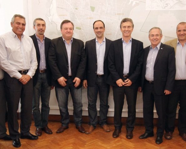 Michlig y otros dirigentes de la UCR ratificaron su apoyo a Macri