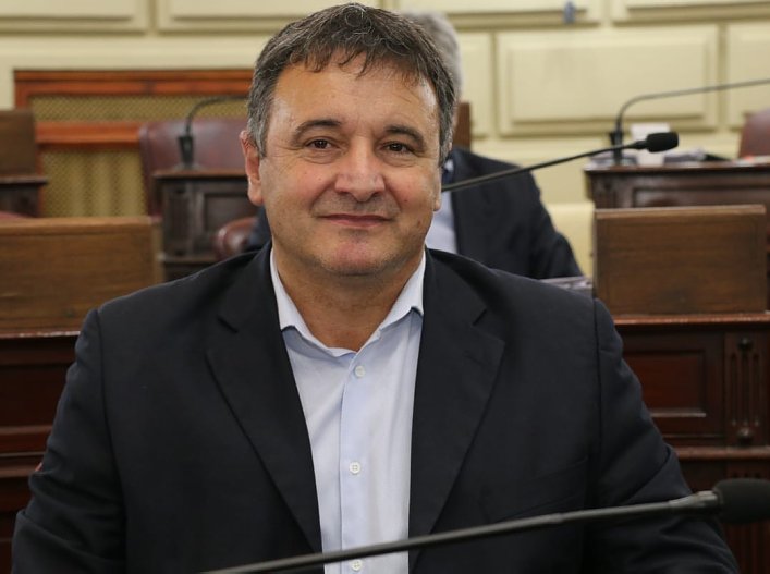 González pidió que se aumente al 20% el corte con biodiesel