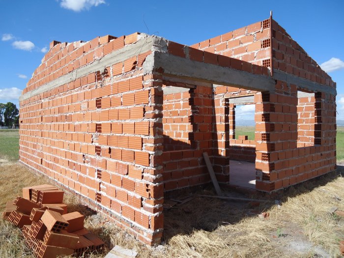 La provincia informó que se están construyendo más de 10 mil viviendas