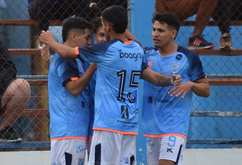 La Liga: 9 de Morteros pudo conservar la punta con tres jugadores menos
