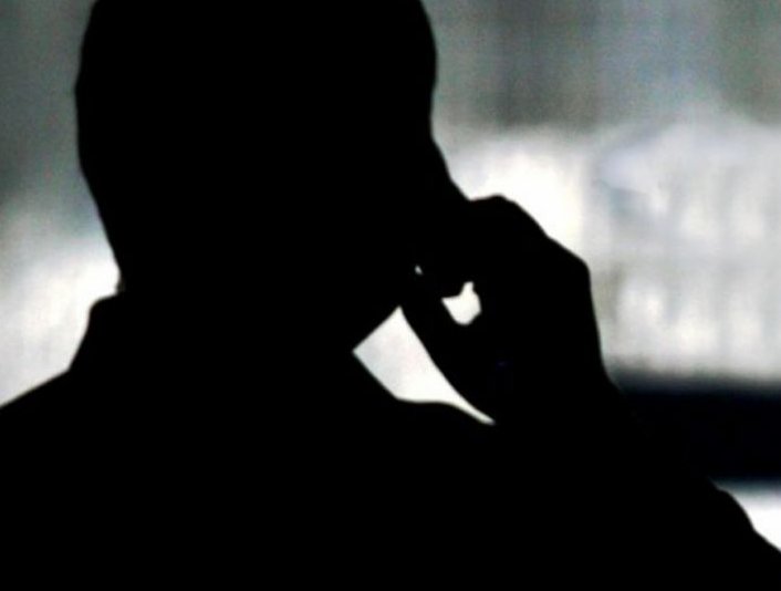 Policía de Brinkmann vuelve a alertar por engaños y estafas telefónicas