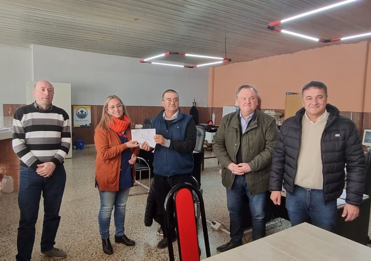 Michlig y González visitaron escuelas de Las Palmeras y La Rubia