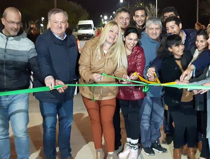 Inauguraron nuevo pavimento y luces led en Ceres