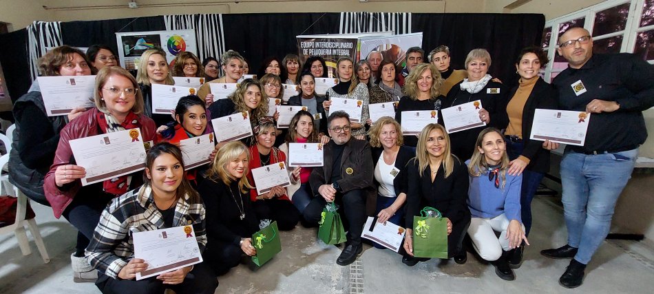 Suardi: Finalizó el Seminario de Peluquería Integral