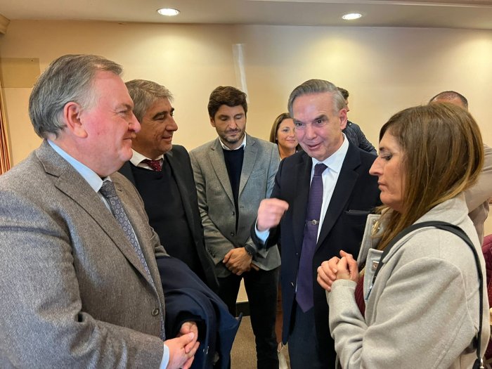 Michlig se reunió con Pichetto para seguir ampliando el Frente de frentes