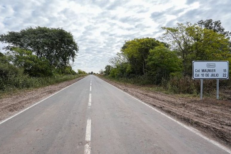 Avanza la pavimentación de caminos rurales de Col. 10 de Julio, Maunier y San Pedro