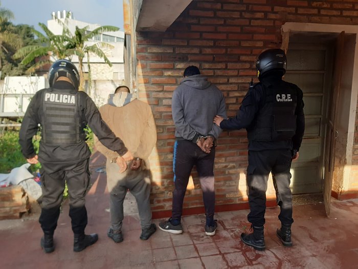 Dos detenidos en Ceres por sospecha de robo