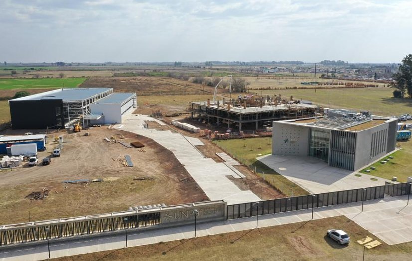 Construyen nuevos edificios para la UNRaf