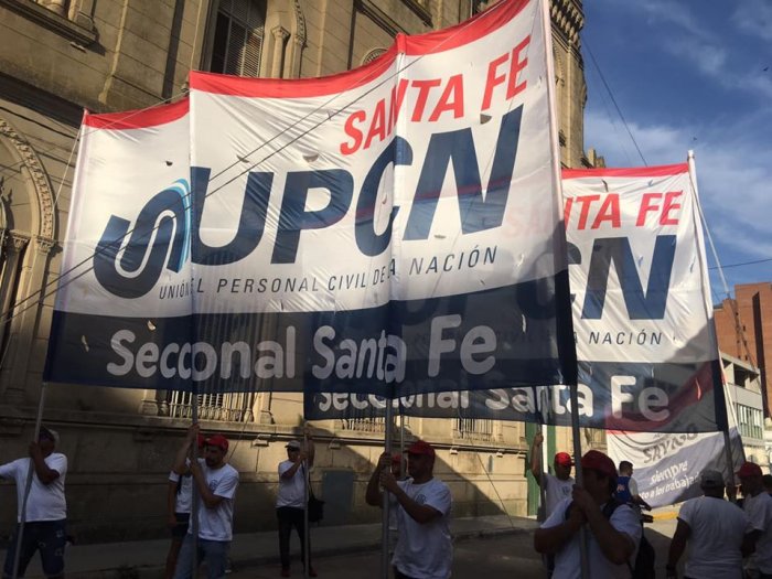 UPCN Santa Fe también anunció un paro para que se reabran las paritarias