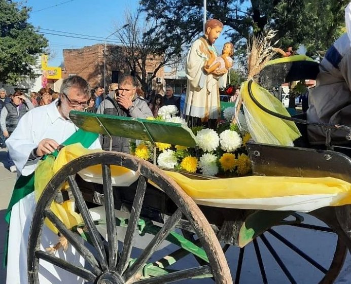 El Padre Canalis pidió no mirar con indiferencia al pueblo que sufre