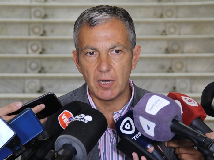 Pusineri negó descuentos por los paros pero ratificó que no se reabrirá la paritaria