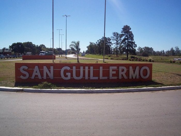 Una joven se arrojó al paso de un auto en San Guillermo
