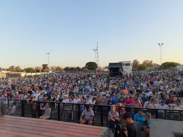 Gran marco de público en los festejos de los 130 años y patronales de Ambrosetti