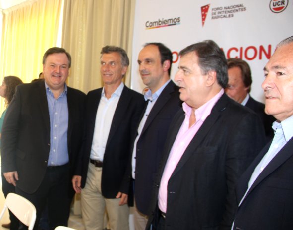 Michlig junto a Macri en el Foro de Intendentes Radicales