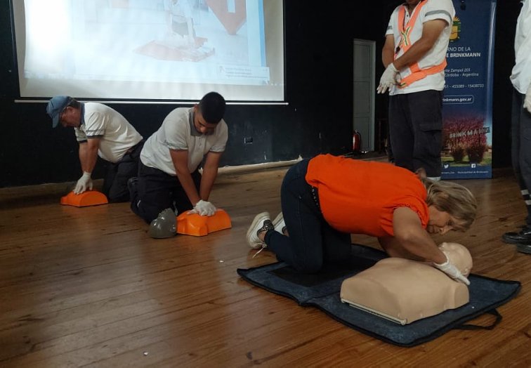 Brinkmann: Se realizó un taller de seguridad vial para agentes municipales