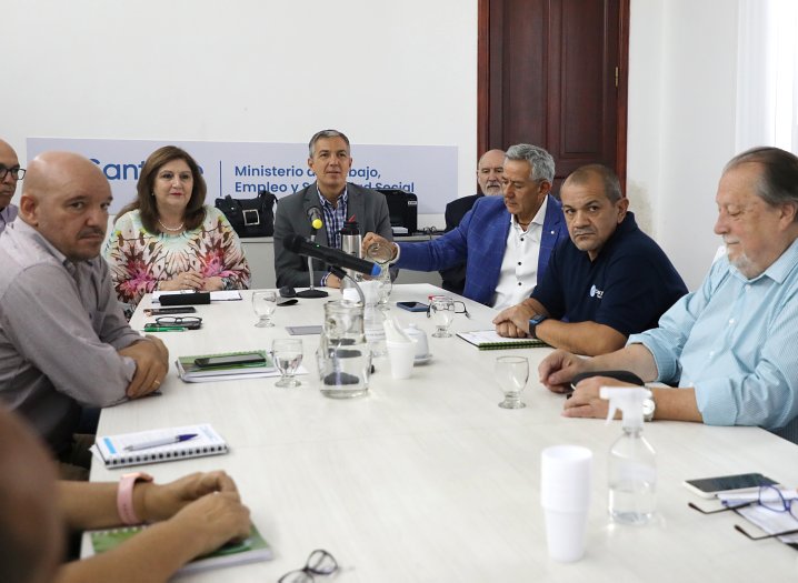 Se reanudaron las paritarias con los estatales santafesinos