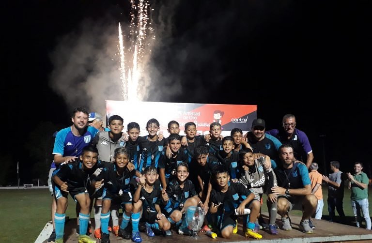 Racing nuevamente campeón del Amistad de Oro