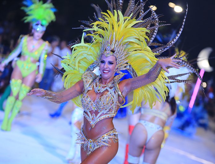 Espectacular comienzo de los carnavales de Suardi 2023