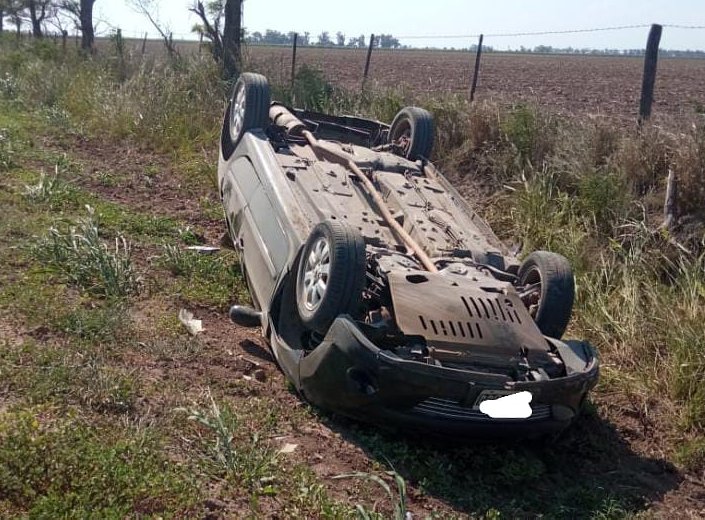 Se accidentó al no poder esquivar un pozo en Monte Oscuridad