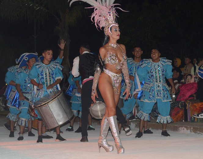 El frío no frenó a los carnavales de Brinkmann
