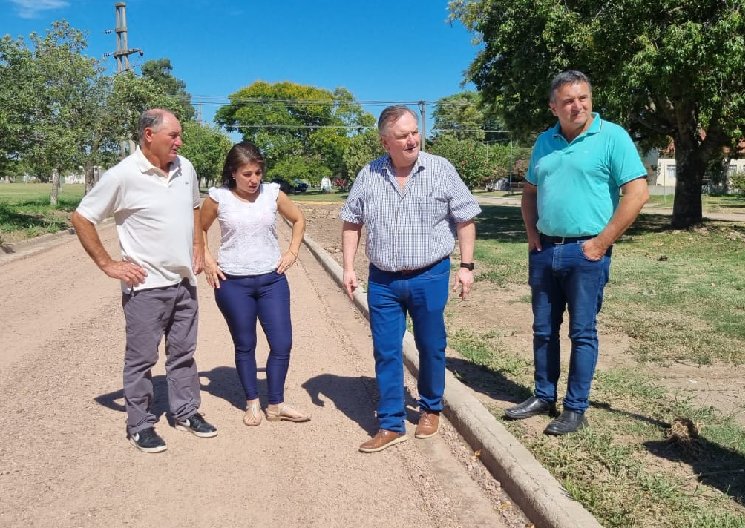 Michlig y González recorrieron varias localidades del departamento