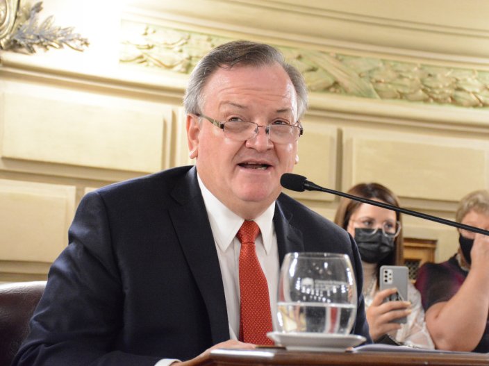 Michlig pide explicaciones por el fracaso de la licitación del Jardín de San Guillermo