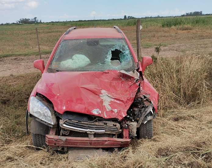 Accidente en zona rural de Col. 10 de Julio