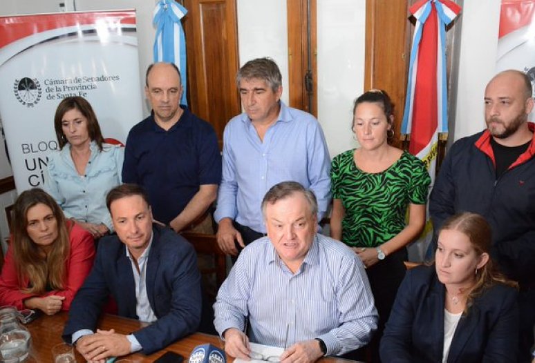 La UCR provincial repudió las amenazas a Maximiliano Pullaro