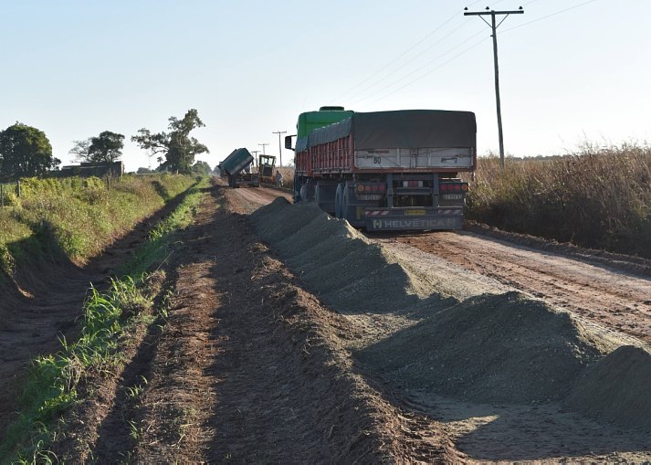 Se trabaja en la segunda etapa de Caminos de la Ruralidad en Col. Aldao