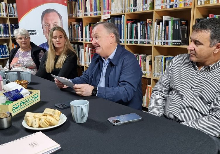 El Senador Michlig y el Diputado González visitaron Villa Trinidad y Colonia Bossi