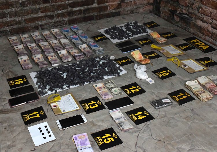 FPA desbarató una banda familiar que comercializaba drogas en San Francisco