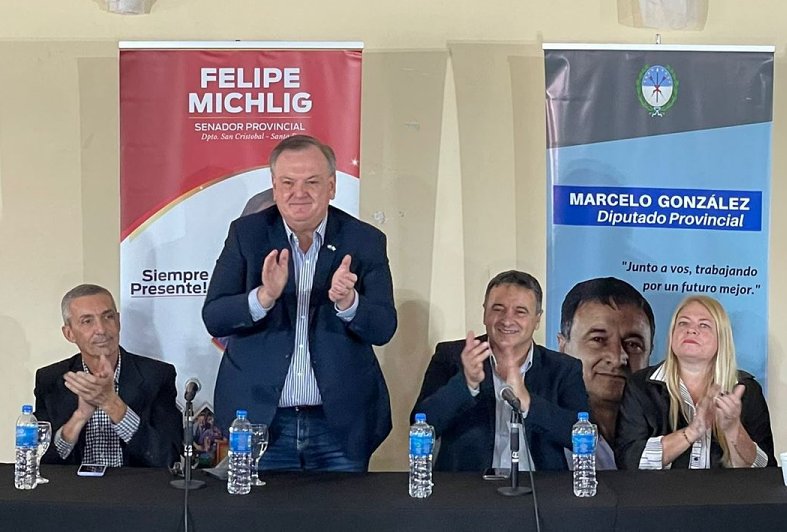 Presentaron a los precandidatos de la lista 