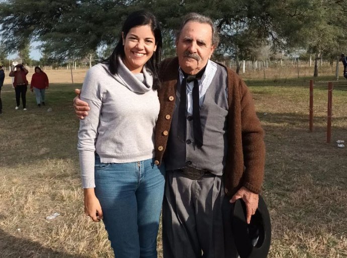 Romina López visitó varias localidades del departamento