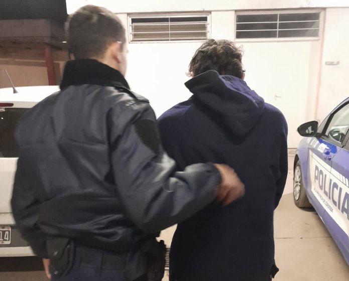 Morteros: Fue detenido por conducta sospechosa