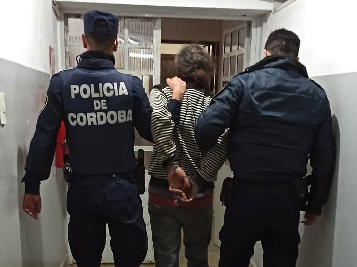 Morteros: Detenido por violencia familiar y tenencia de arma de fuego