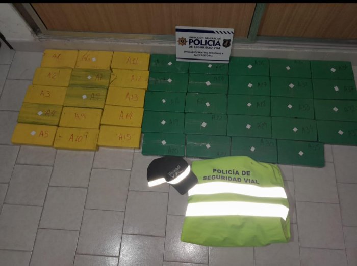 Seguridad Vial incautó 41 kg de cocaína en un operativo vehicular en San Cristóbal