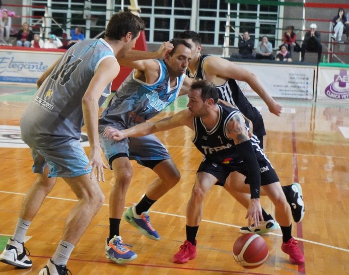 Morterense: Libertad (VT) jugará los play offs