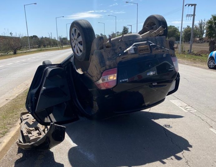 Impactante accidente en el acceso este de Morteros